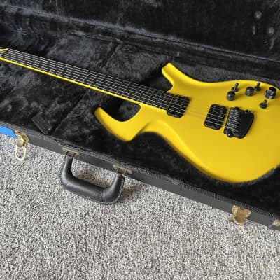 Parker Fly Mojo Midi 2014 - Taxi Cab Yellow for sale