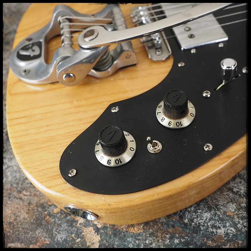 （ダイナマン）ドナー シンライン ホロウボディ bigsbyタイプ Fender Telecaster Thinline with Bigsby (1972 - 1975