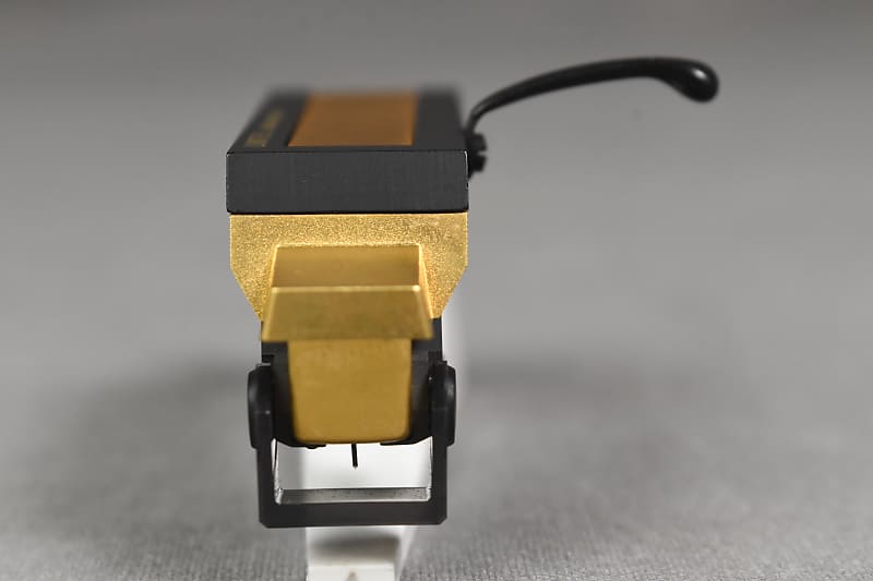 Audio-Technica AT150E/G LIMITED Cartridge W/ Gold Headshell From