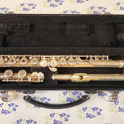 Yamaha YFL-261 Standard Open Hole Flute | Reverb