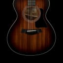 Taylor 322e V-Class #69083 w/ Factory Warranty and Case!