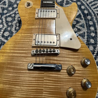 Gibson Les Paul Standard '60s 2020 - Present - Triburst image 19