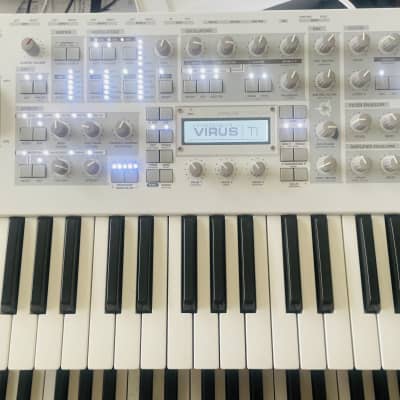 Access Virus TI Polar 37-Key Digital Synthesizer 2005 - White