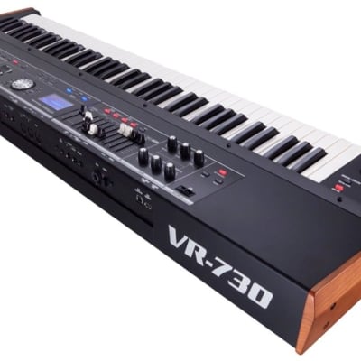 Roland V-Combo VR-730 Live Performance Keyboard, 73-Key image 3