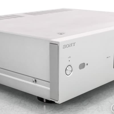 Sony HAP-Z1ES Wireless Network Streamer / Server; Silver; Remote; 1TB HDD image 2