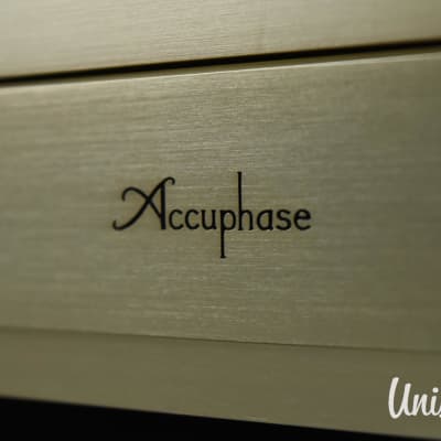Accuphase DC-81 DAC Precision digital processor in very good condition image 5
