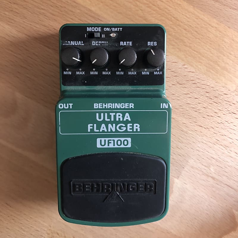 Behringer UF300 Ultra Flanger