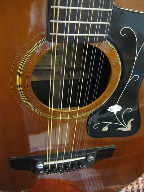 Kasuga T-300 Vintage 1969 Japanese-Made Cedar & Rosewood