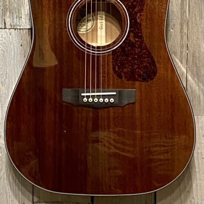 Guild Westerly Collection D-120 Natural, Amazing Dreadnaught Plays Outstanding with Gig Bag ! image 1