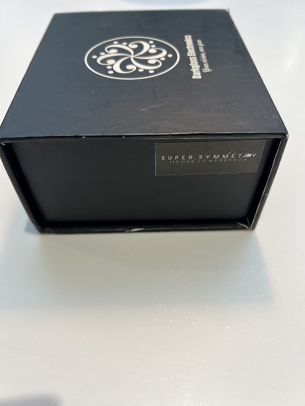 Darkglass Electronics Super Symmetry Compressor
