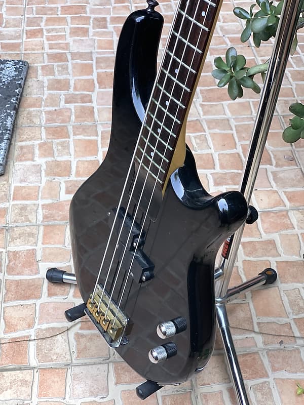 Washburn B-2 Electric Bass Guitar MIJ Japan 1980s - Black