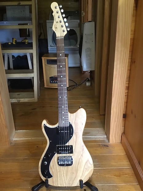 Left Handed G L Fallout Natural with Case