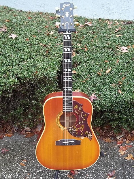 Vintage 1970 Gibson Hummingbird Acoustic Electric Guitar w Hard Case USA RARE