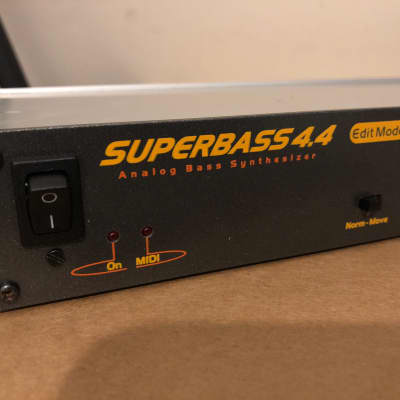 Next! Superbass 4.4 (MAM MB33 v1) tb303 clone rack analog synth image 3