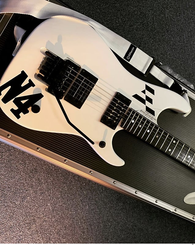 Washburn N4 MIJ White | Reverb