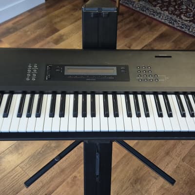 Korg M1 61-Key Synth Music Workstation 1990s - Black