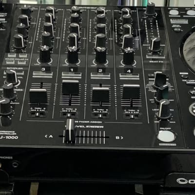 Pioneer DDJ-1000 4-Channel Rekordbox DJ Controller 2010s - Black image 3