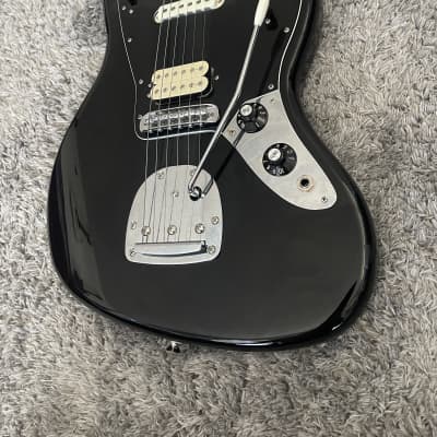 Fender Player Jaguar HS with Pau Ferro Fretboard 2018 - Present - Black image 2