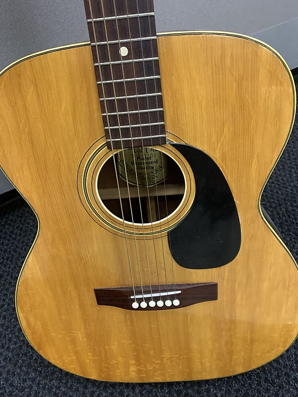 Val Dez V-71 acoustic guitar Finland Espana guitars vintage
