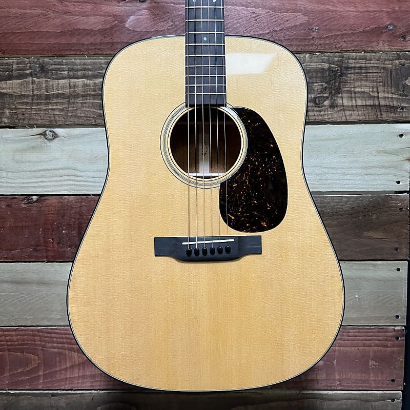 Martin Standard Series D-18 2024 Natural | Reverb