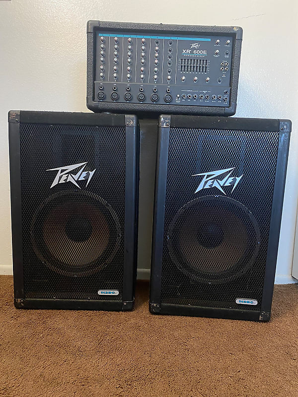 Peavey XR 600E Six Channel Portable Powered Audio Mixer Amp Reverb