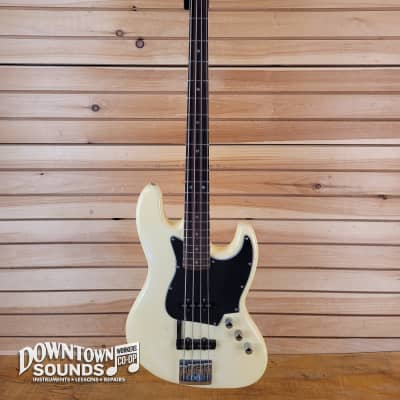 1980 MiJ Zep II Custom Shop JBZ-95B Jazz Bass with Gig Bag