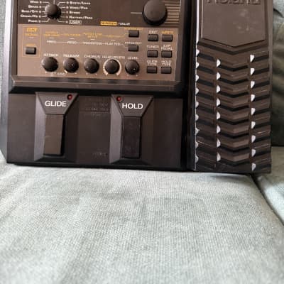 Roland GR-20 2004 - 2010 - Black (WITH POWER CABLE)