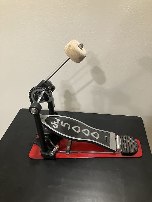 DW 5000 single chain bass drum pedal Reverb