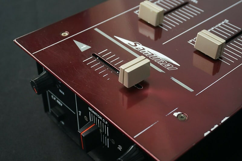 Vestax PMC-06 Pro D Samurai - Burgundy Professional Slim DJ
