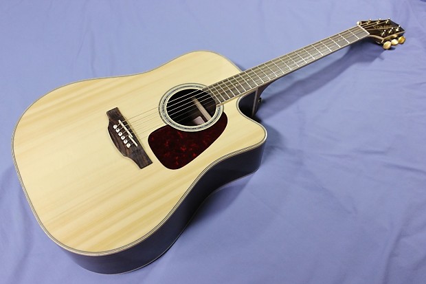 Takamine GD71CE NAT Solid Spruce Top Dreadnought Acoustic Electric Guitar Hardshell Case