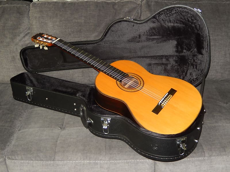 MADE IN 1973 BY E.KODAIRA - ECOLE E300 - TRULY AMAZING CLASSICAL CONCERT  GUITAR