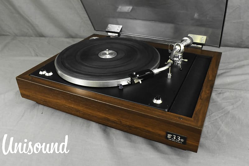 Victor JL-B33H belt-drive turntable in Very Good condition