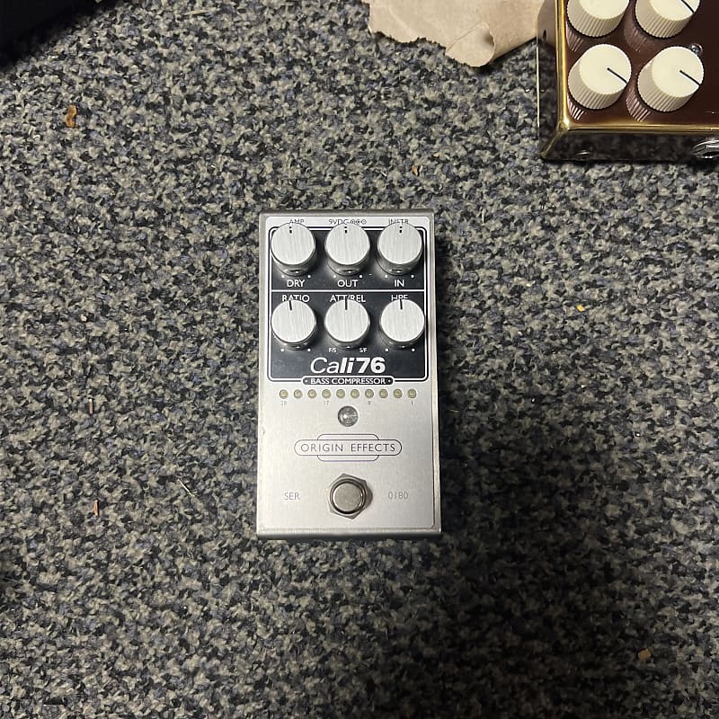 Origin Effects Cali76 Bass Compressor