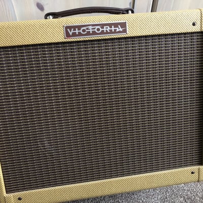 Victoria 5112 guitar amplifier - Tweed for sale