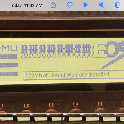 E-MU Emulator IV EIV x Hollywood Gold edition sampler, 2 Gig internal drive, 128 Mb RAM, EFX board image 9