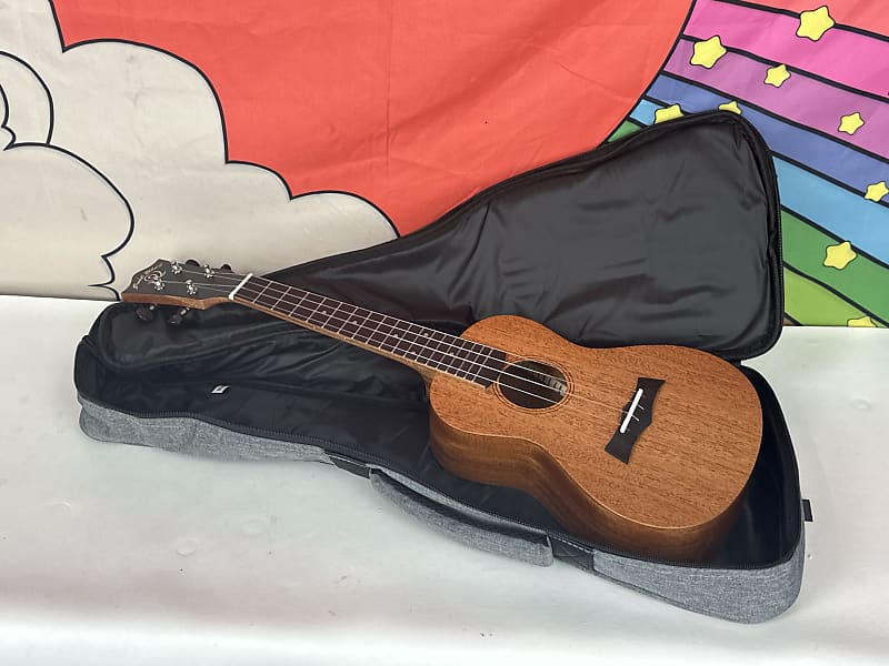 Amahi SNAILMAUKC Snail Mahogany Concert Uke w/ Gig Bag image 1