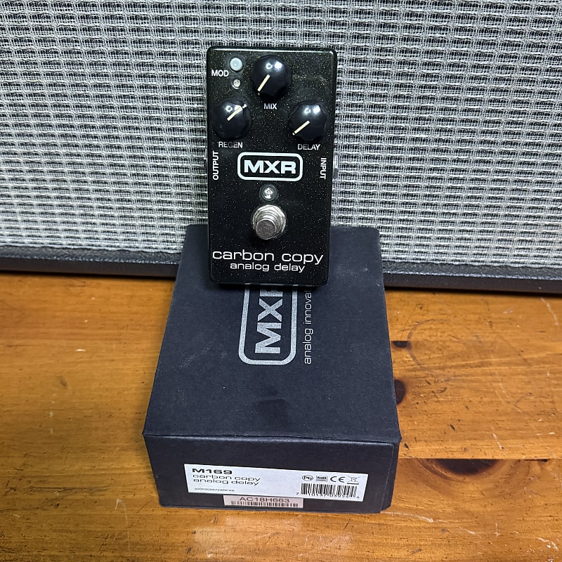 MXR M169 Carbon Copy Analog Delay