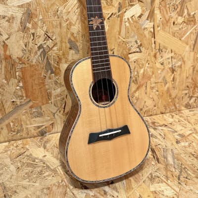 Snail BHC-5C Concert Ukulele Solid Spruce Gloss Top - Natural for sale