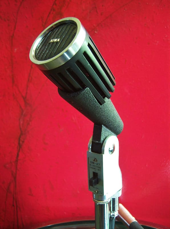 Vintage 1960's Aiwa DM-47 dynamic microphone Satin Chrome