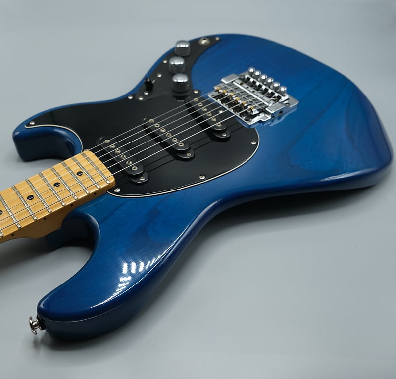 G&L Skyhawk 1986 - Trans Blue | Reverb