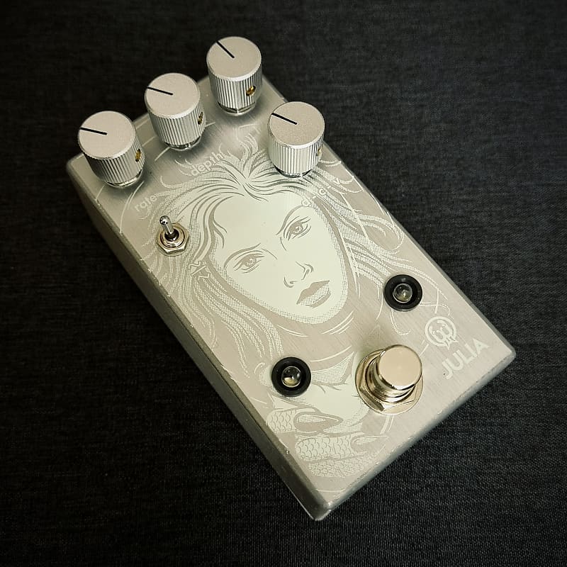 Walrus Audio Julia Chorus/Vibrato V2 Platinum Limited