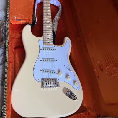 Fender Japan ST68 185YM Yngwie Malmsteen Signature 19972000 Fender Japan ST68 185YM Yngwie Malmsteen Signature 19972000