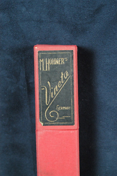 Vintage Hohner Vineta No.4 Chord Harmonica. Very Nice