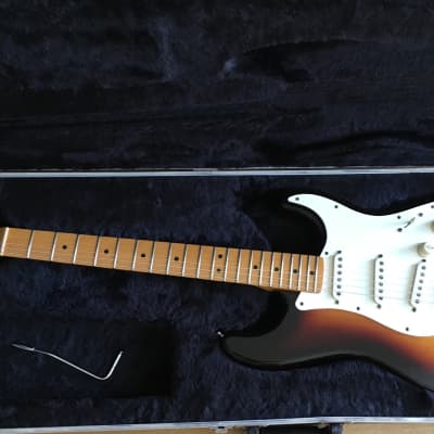 Fender  "Dan Smith" Stratocaster are 1983 3-Color Sunburst w/ Maple Fretboard image 7