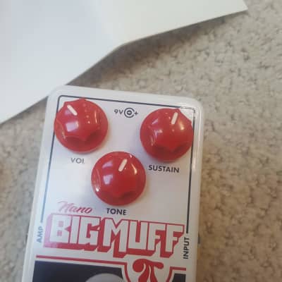 JHS-modded Electro-Harmonix Nano Big Muff Pi - MoonPi Mod