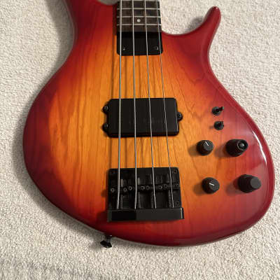 Tobias Growler Bass - Mid-90’s - Cherry Sunburst for sale