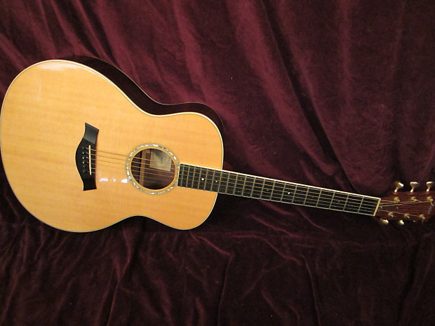 Taylor GS8 Acoustic Guitar with K K Pickup Installed MINT