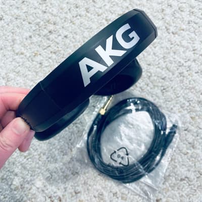 AKG K182 Closed-Back On-Ear Reference Monitor Headphones 2010s - Black image 13