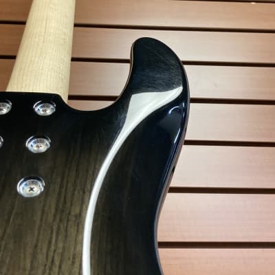 G&L JB-2 in Blackburst 2010 w/OHSC Made in USA image 7