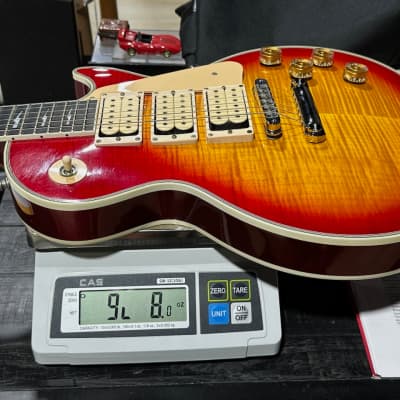 Gibson Les Paul Ace Frehley Signature 1998 - a stunning Cherry'burst example that is truly mint in all respects. image 11